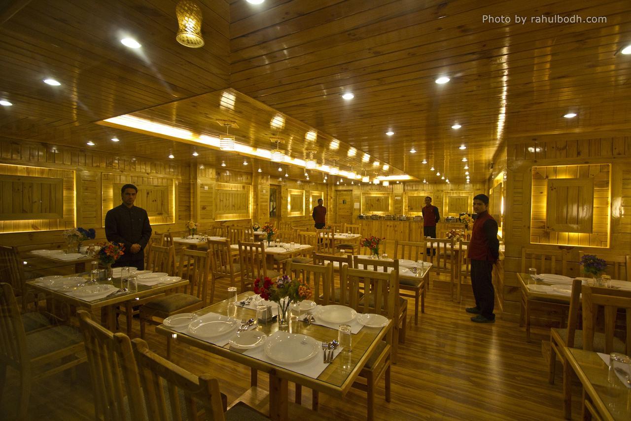 Holiday Bnb Manali Exteriör bild