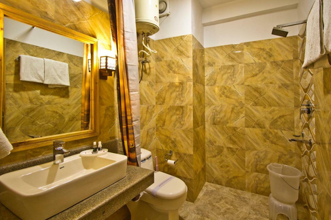 Holiday Bnb Manali Exteriör bild