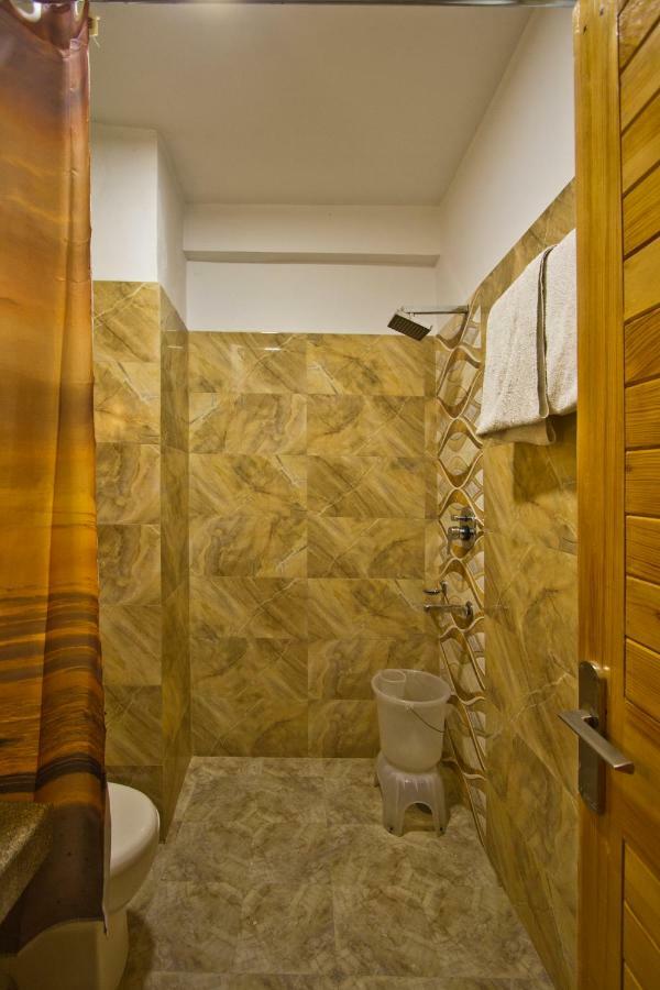 Holiday Bnb Manali Exteriör bild